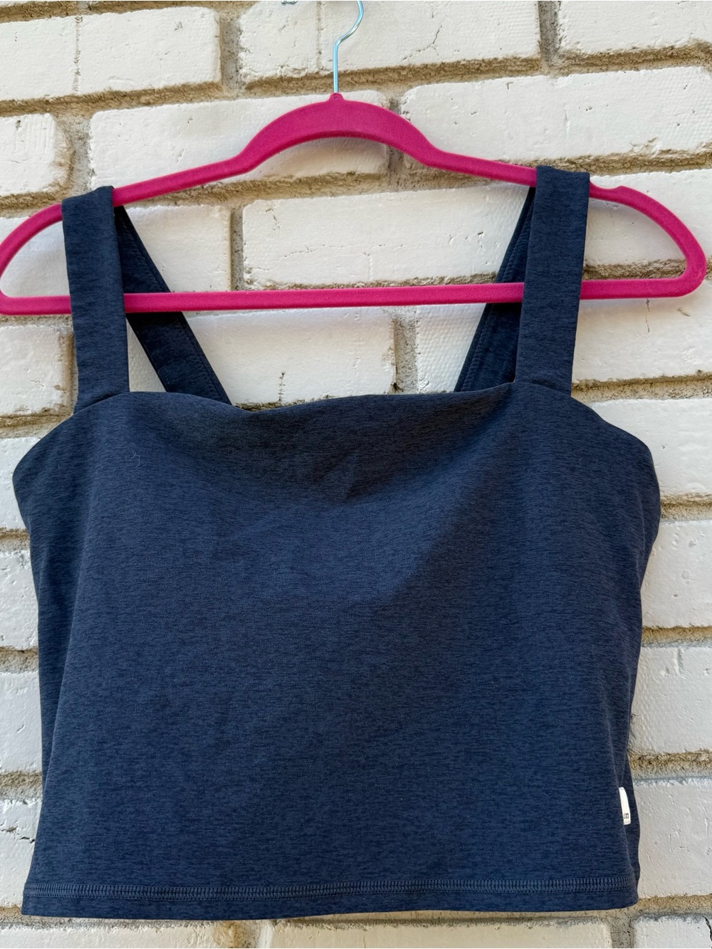 Vuori Bra Tank in Navy Blue - Size Large